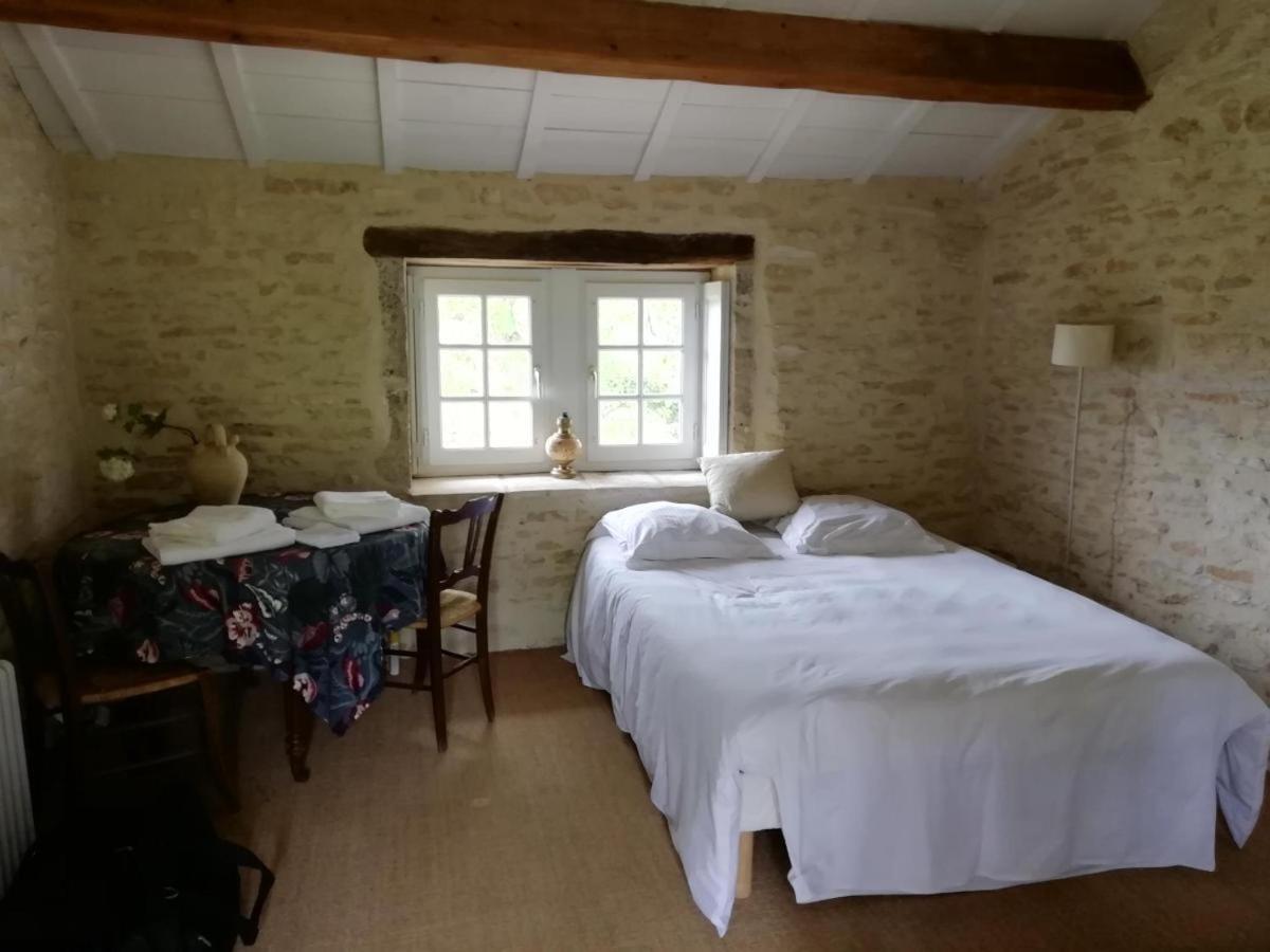 Une Maison De Campagne En Bourgogne Du Sud Tournus Eksteriør bilde